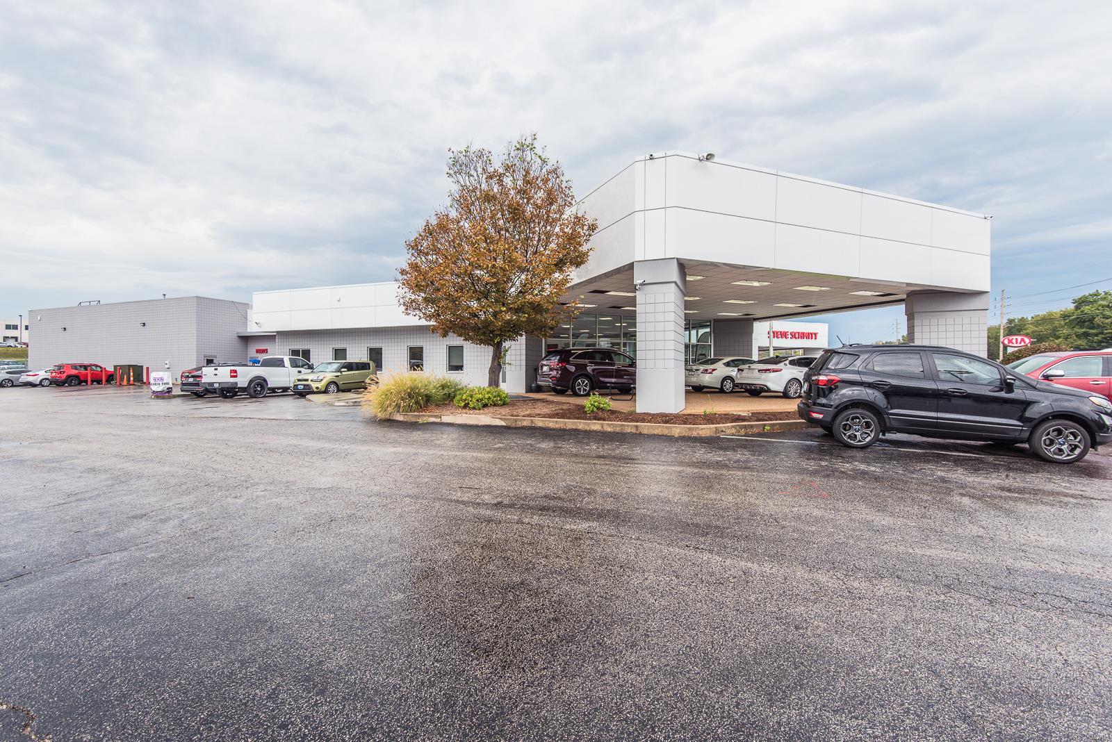 Seven Hills West Lt C Lt Split - Commercial Sale