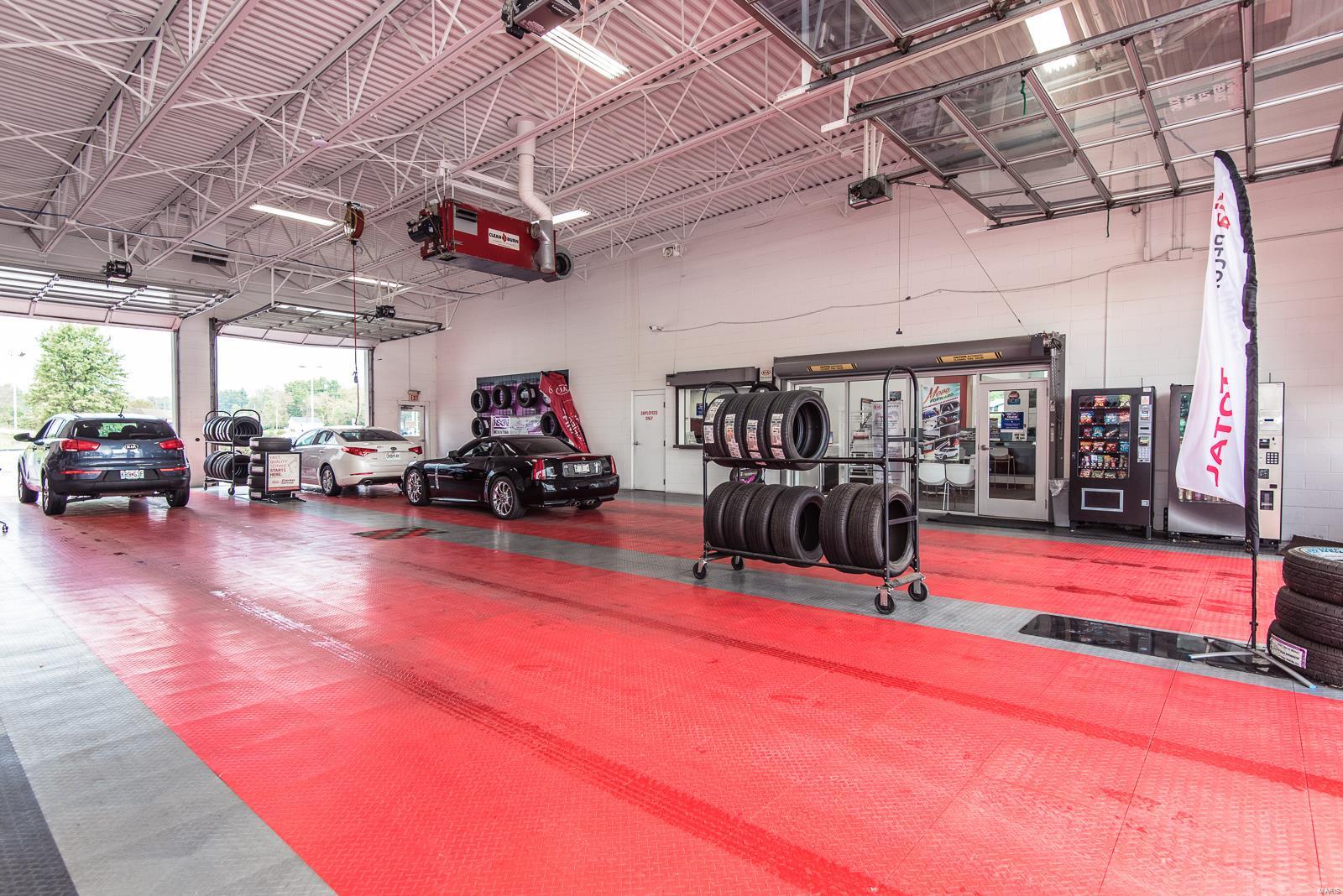 Seven Hills West Lt C Lt Split - Commercial Sale