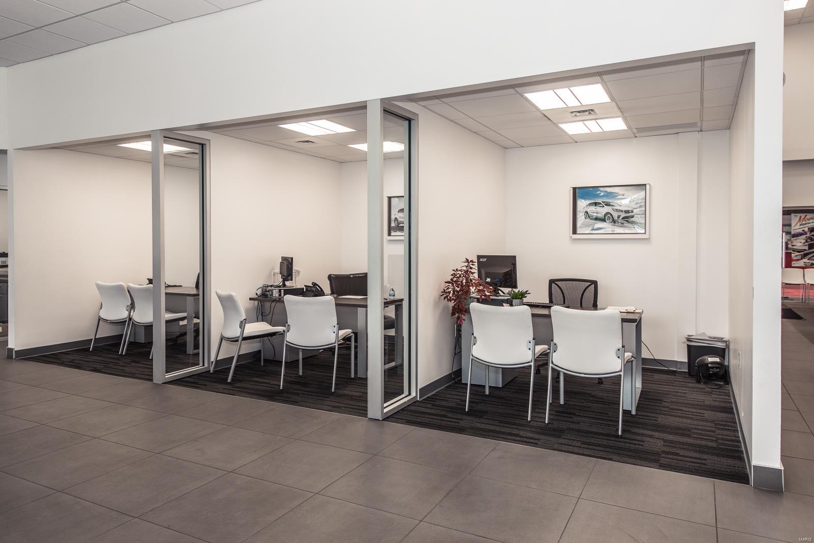 Seven Hills West Lt C Lt Split - Commercial Sale