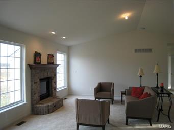 Falcons Crest - Residential