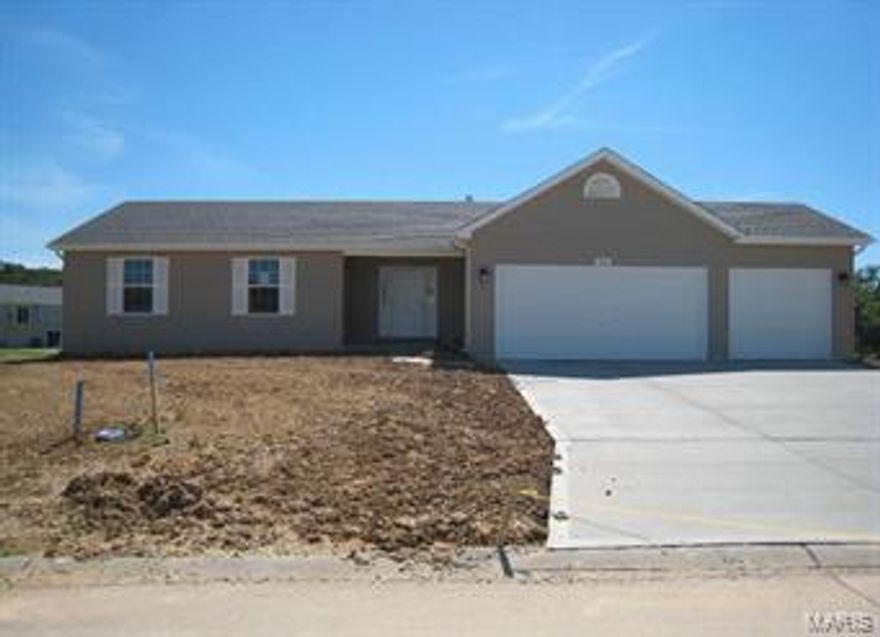 3 CAR! Spacious 1427 Sq. Ft.Ranch That Has All The Bells & Whistles. Is Best Price In The Area For the Square Footage, Includes Architect Shingles, Bay Window, Butterfly Island, Granite, Upgrade Deep Undermount Stainless Steel Kit. Sink, Upgrade Cabinets, Microwave, Walk-in Pantry, 1st Floor Laundry, Vaulted Grt. Rm. & Kitchen/Din., Lg. Master w/ Walk-in Closet, Spacious Master Bath w/ Double Bowl Sink & Large Linen Closet, 5” Base/2 Panel Interior Doors, Brush Nickel Lighting, Including 2 fans, 1/2 Bath Rough, 8 LB. Carpet Pad, 10x10 Patio, Lg. Oversized 10,000+ sq. ft. Homesite, Offers Desirable Open Great Room Floor Plan w/Open Stairs To Unfin. Lower Level w/ Standard Inground Level.  We Also Build To Suite on One Of Our Many Other Homesites, USDA ZERO DOWN Financing Avail. NOTE: THERE IS A MODEL TO VIEW AT 102 FALCONS CREST DR.