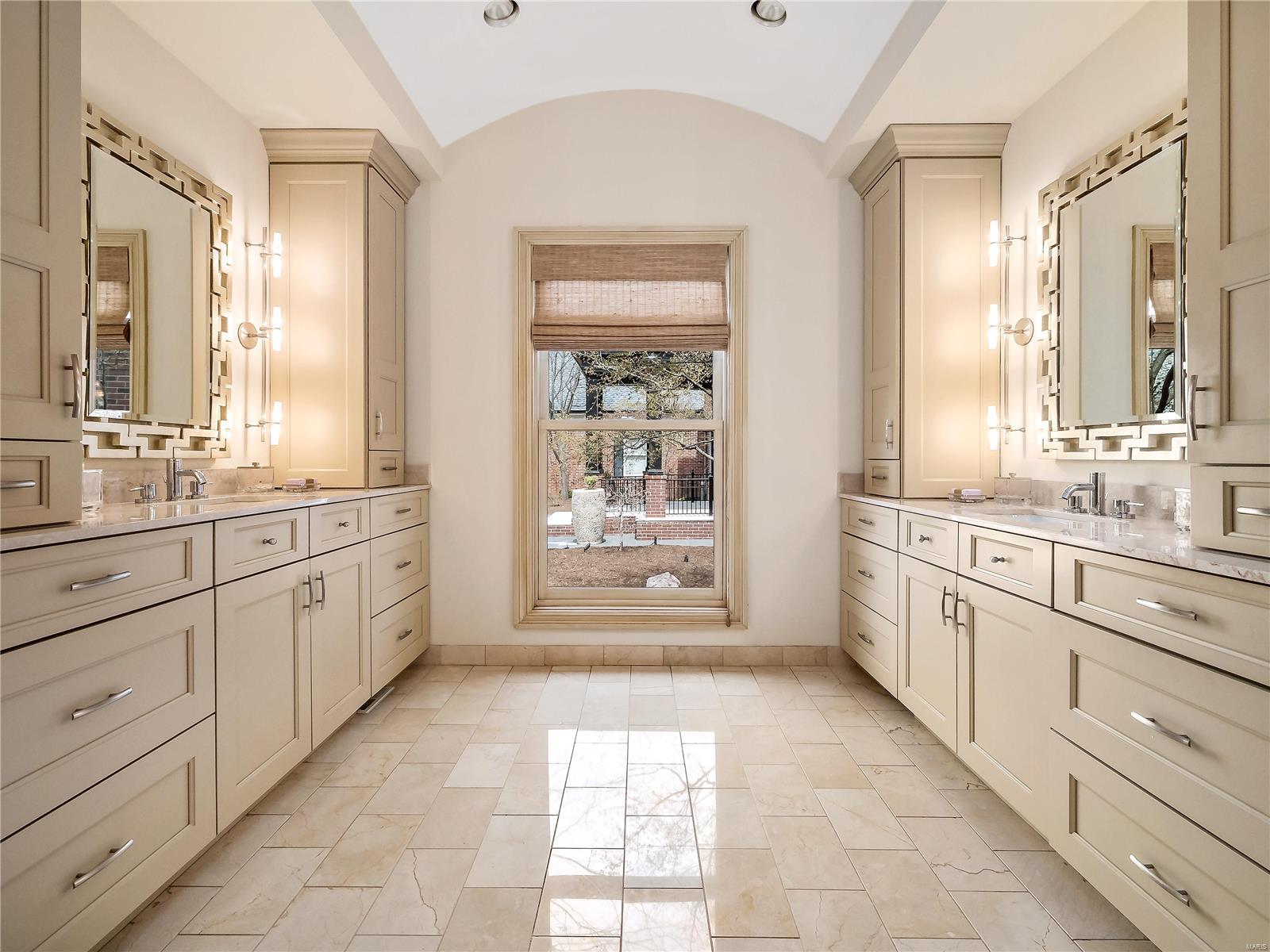 Huntleigh Woods - Residential