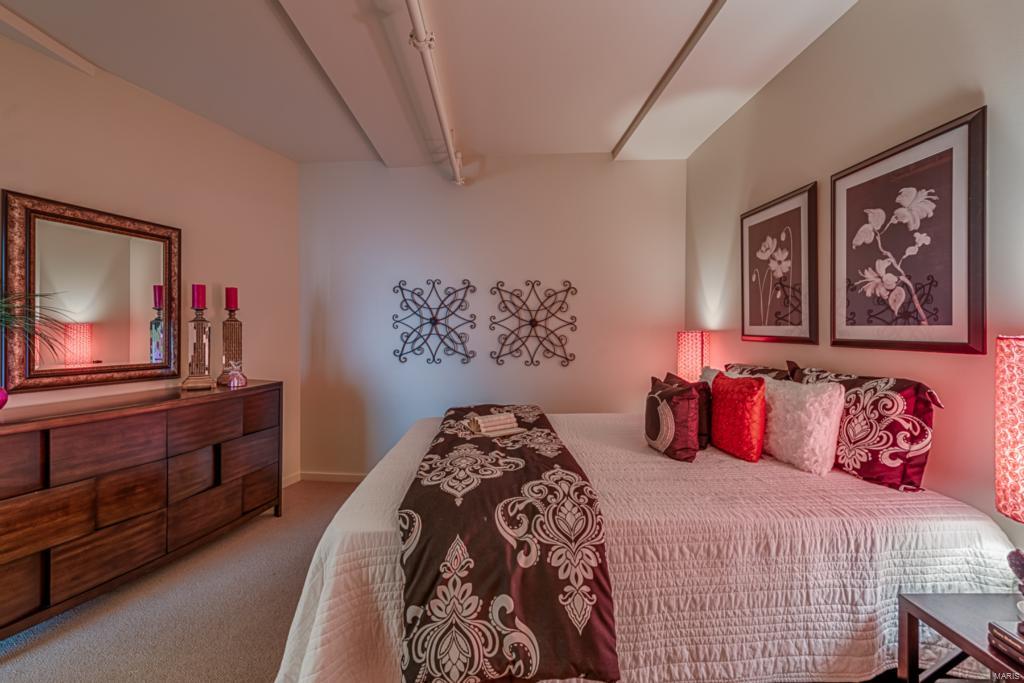 Syndicate Bldg Condos - Residential