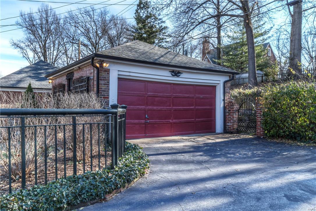 Hillcrest - Residential