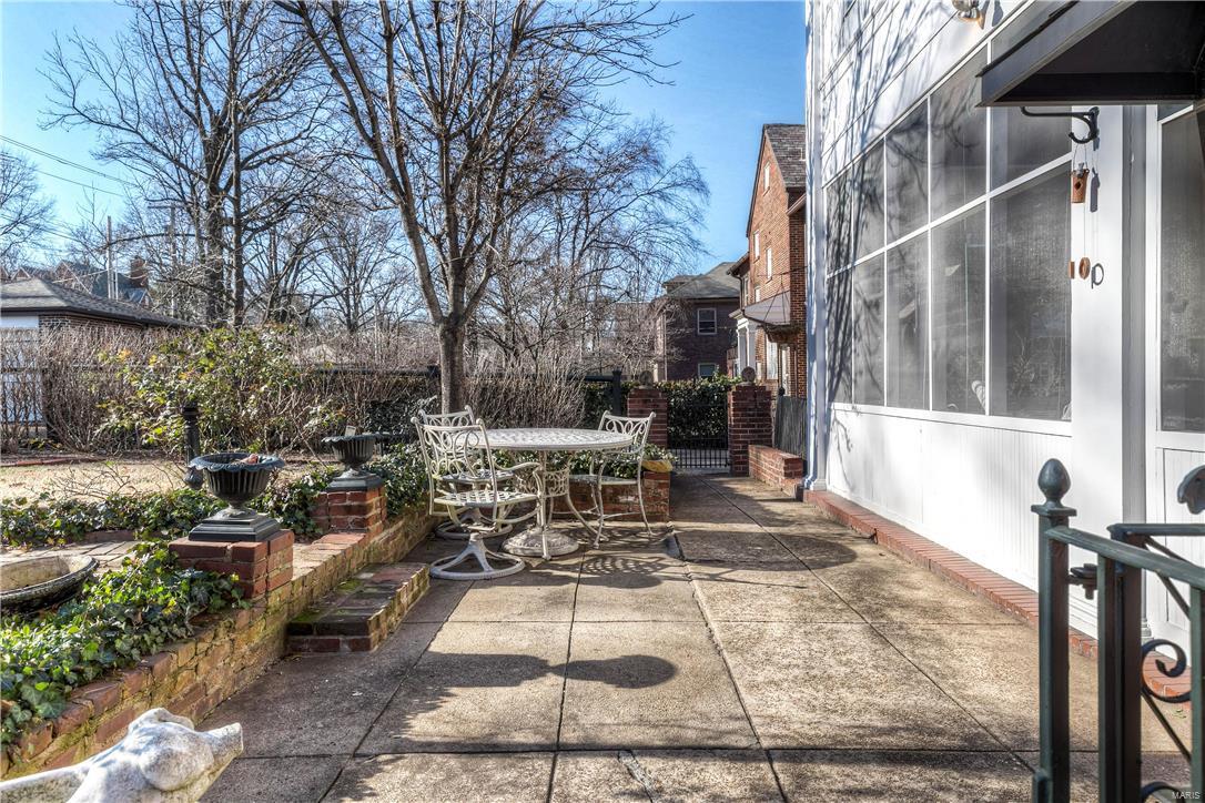 Hillcrest - Residential