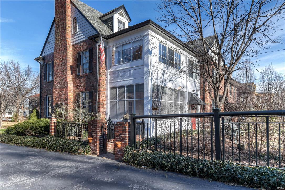 Hillcrest - Residential