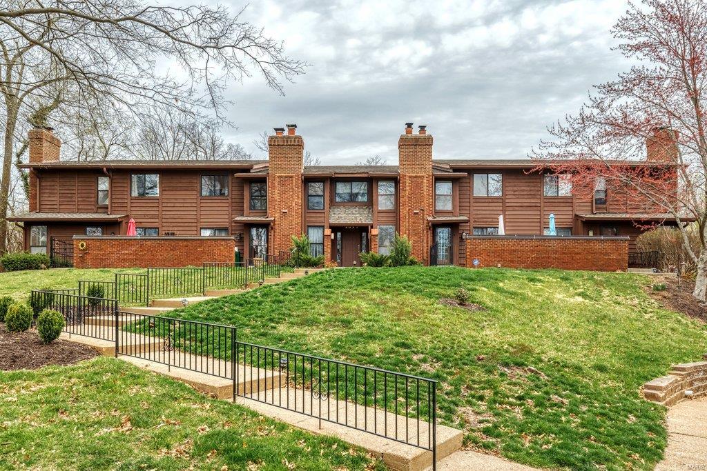 Briar Hill Farm II Condo - Residential
