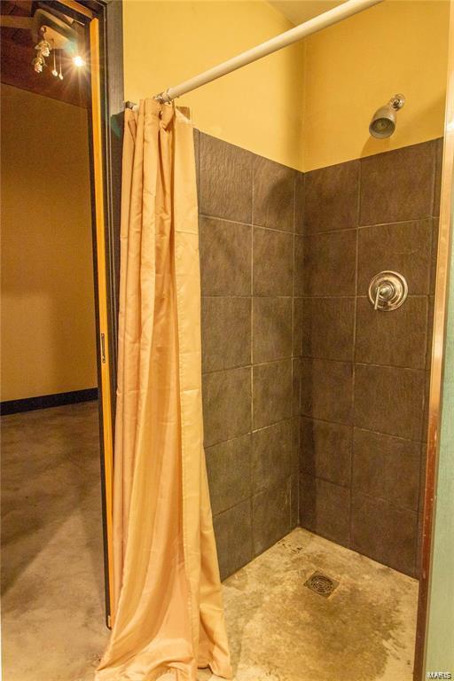 Lucas Lofts A Condo - Residential Lease