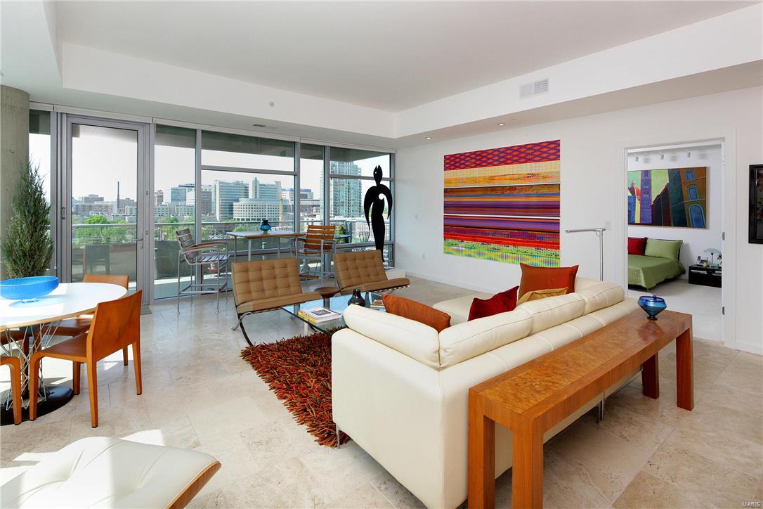 4545 LINDELL CONDOMINIUM - Residential