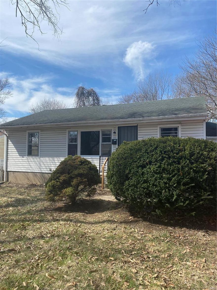 Selling as a bulk sale.  12 properties.  10024 Lakemoor 63136-MLS 22040523, 464 Chapel Ridge 63042-MLS 22042313, 618 Wesley 63135-MLS 22040876, 6134 Avila 63134-MLS 22040882, 743 Shepley 63137-MLS 22040889, 
10027 Lilac 63137-MLS 22040909, 1214 Maple 63138-MLS 22041245, 235 Flora 63135-MLS 22042234,
3410 McKibbon 63114-MLS 22042239, 2457 Shannonaire 63136-MLS 22042248, 7042 Roslyn 63136-MLS 22042281
9700 Dennis 63136-MLS 22042299

Supplement contains the lease dates and rent monthly for the properties.  All properties with the exception of 6134 Avila and 3410 Mckibbon with leases, recently had St John inspection.  Also tenant with HASLC voucher will move in in the next 30 days.  Seller not looking to break up the properties as individual sales.
Please do not disturb the tenants.  Vacant properties 6134 Avila and 3410 Mckibbon currently have combo lock boxes on them should  you like to schedule a showing.