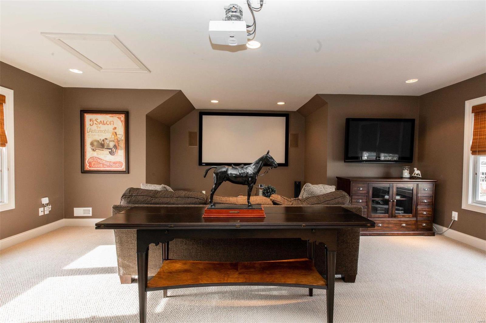 Elsa Place - Residential