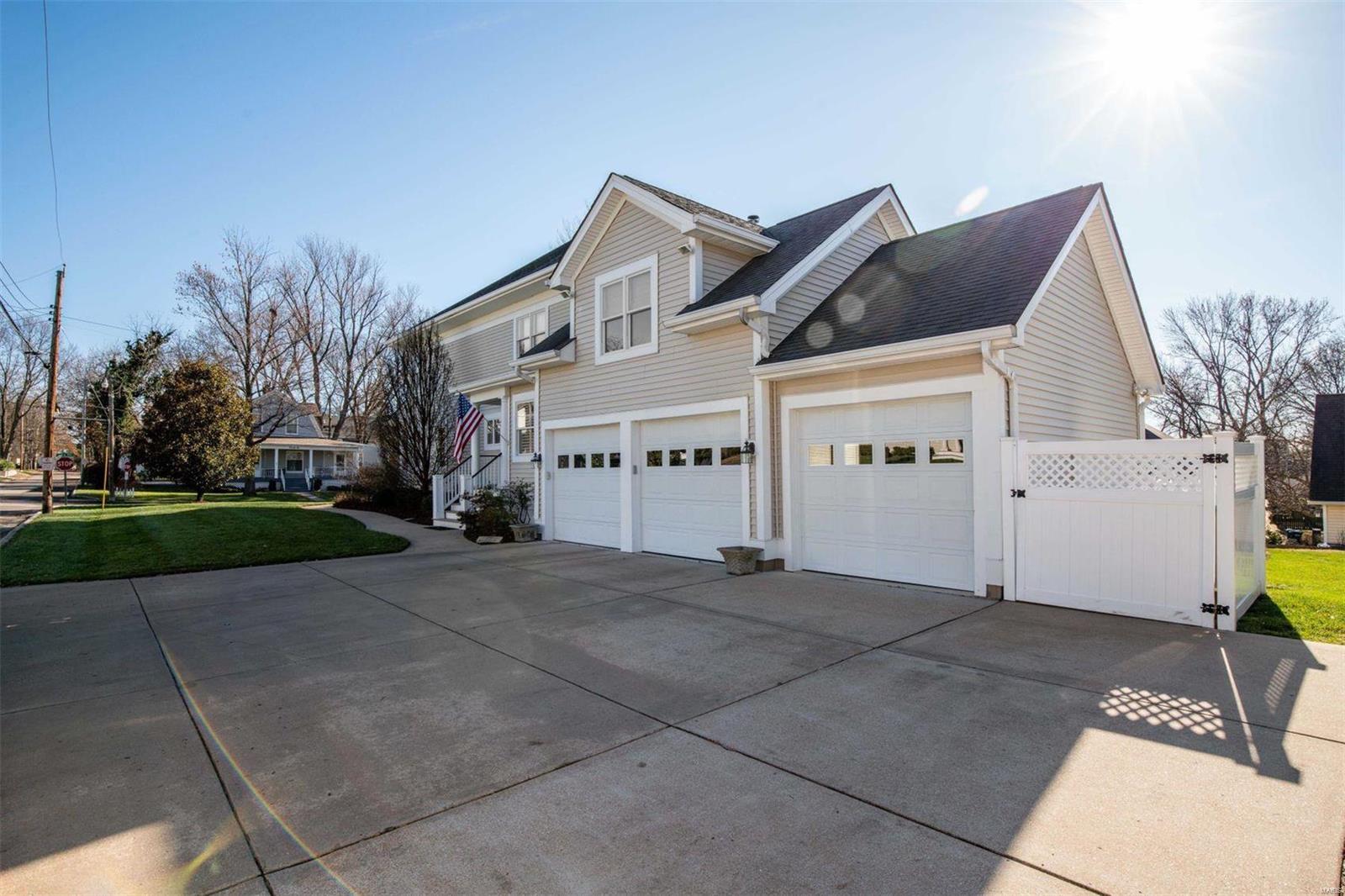 Elsa Place - Residential