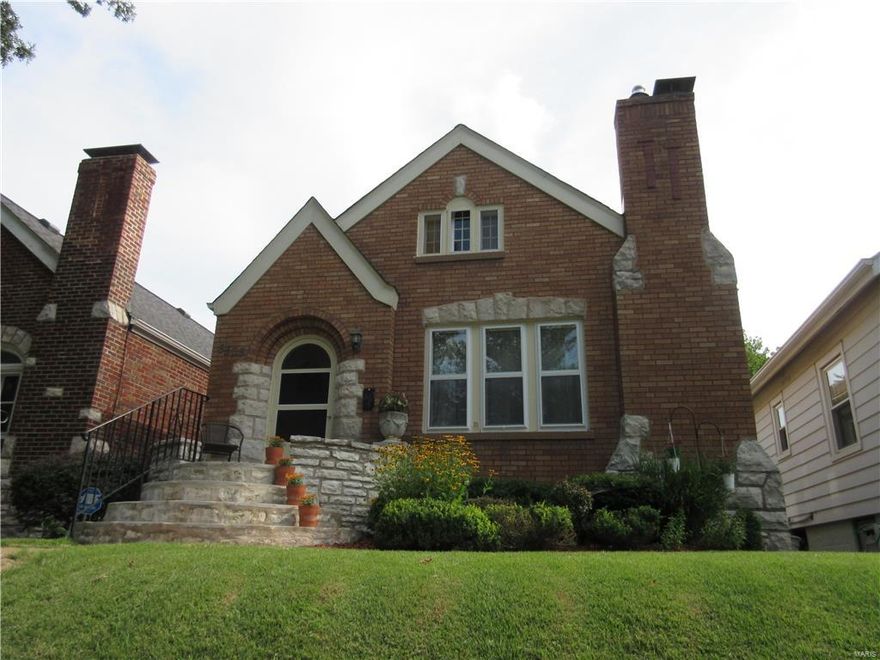 Lovely 4 bedroom/2 bath gingerbread house in South City is a MUST SEE!

The spacious living room hosts hardwood floors, decorative fireplace and gorgeous stained glass windows.  The fabulous, UPDATED KITCHEN will delight cooks with its GRANITE COUNTERTOPS, STAINLESS STEEL APPLIANCES, and abundant cabinet space.  

The spacious and elegant dining room will delight guests at holiday dinners.  

The master bedroom is roomy and boasts his and hers closets.  The 3 other bedrooms provide great flexibility as nurseries, offices etc.

The upstairs bathroom has a large and luxurious tiled shower and the downstairs bath has a tub and shower.

The recently stained back deck overlooks the beautiful level back yard and the 2 car garage.

You won't want to miss this one!