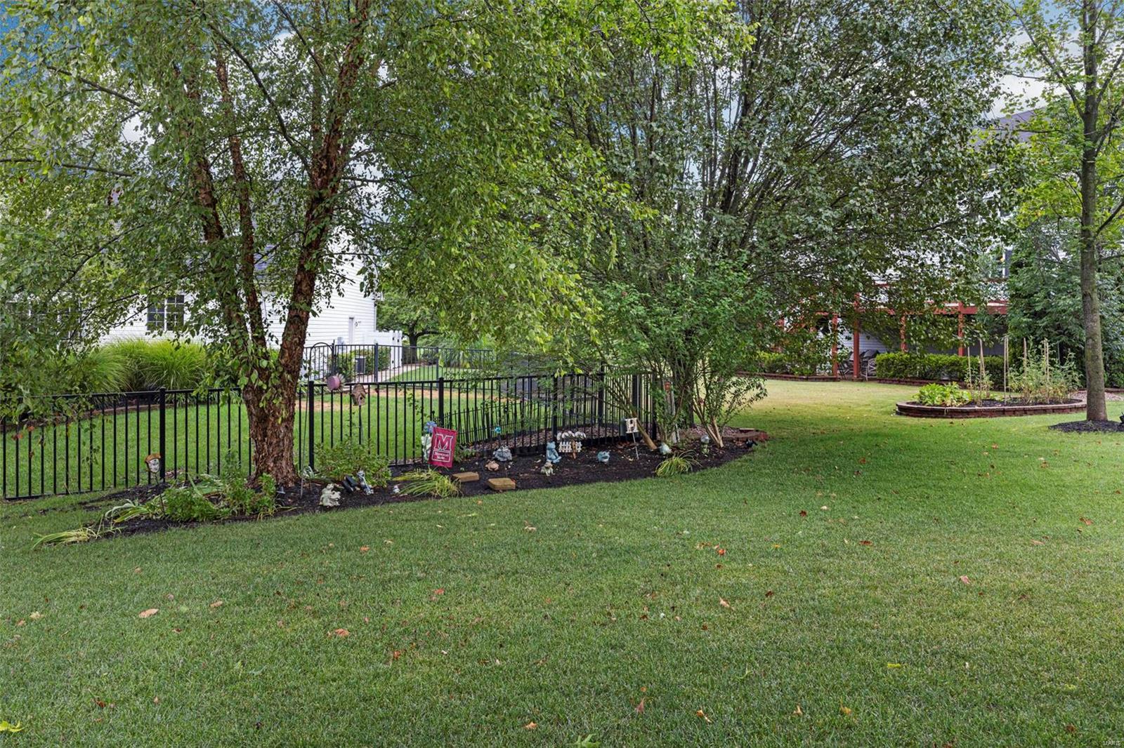 Red Orchard Village - Residential