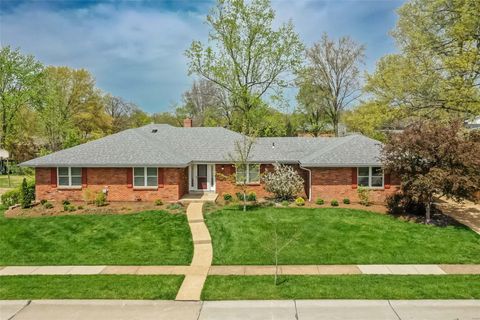5311 Zamora Drive St Louis MO 63128