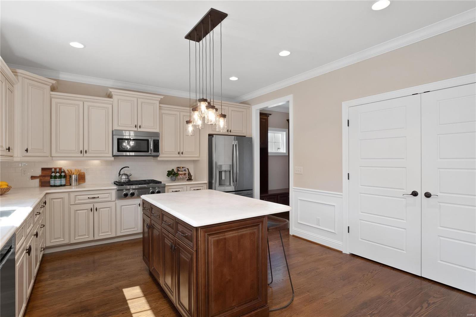 clayton road park - Residential