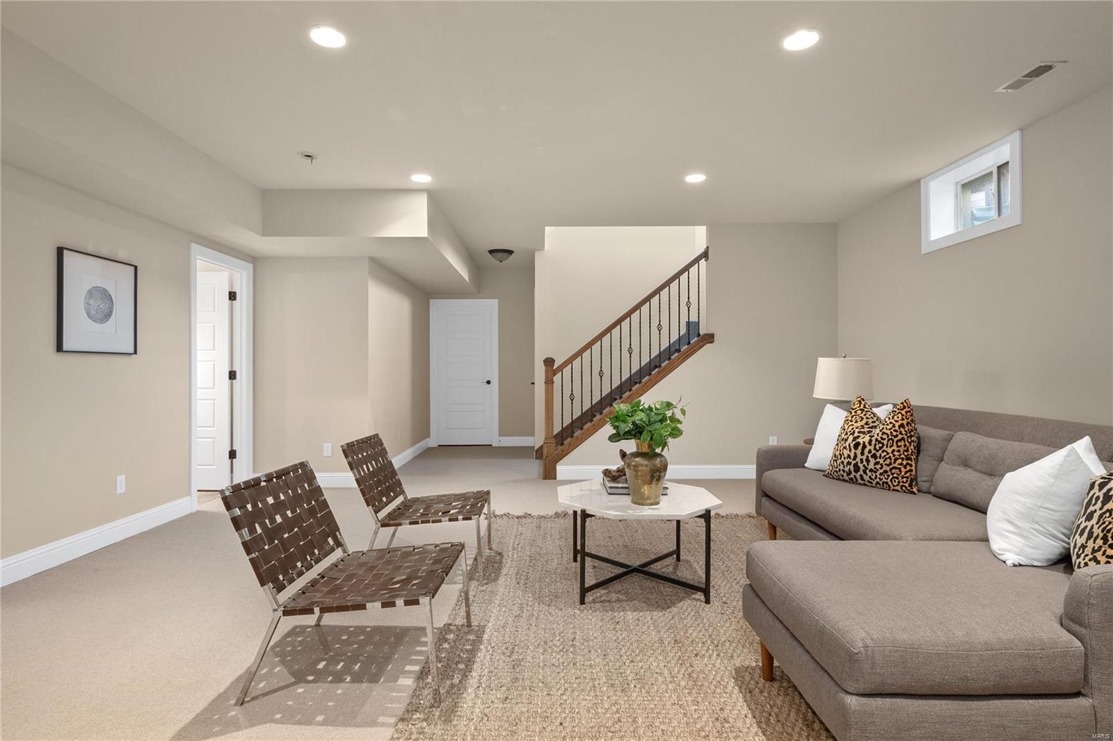 clayton road park - Residential