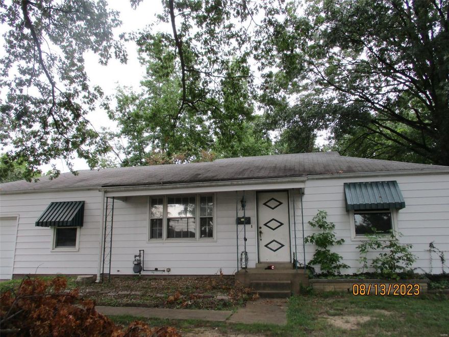 2 bedroom, 1 bath ranch with attached garage.  Property selling AS IS with NO contingencies.  CASH ONLY.  Buyer must complete all Due Diligence before submitting offer.  Seller has never occupied property.  Seller to make no inspection or repairs.  Property has to be on market 7 days before seller will review any offers.  Seller reserves the right to accept offer at any time.  Allow 48 hours for seller response.  Buyer to verify schools and utilities.