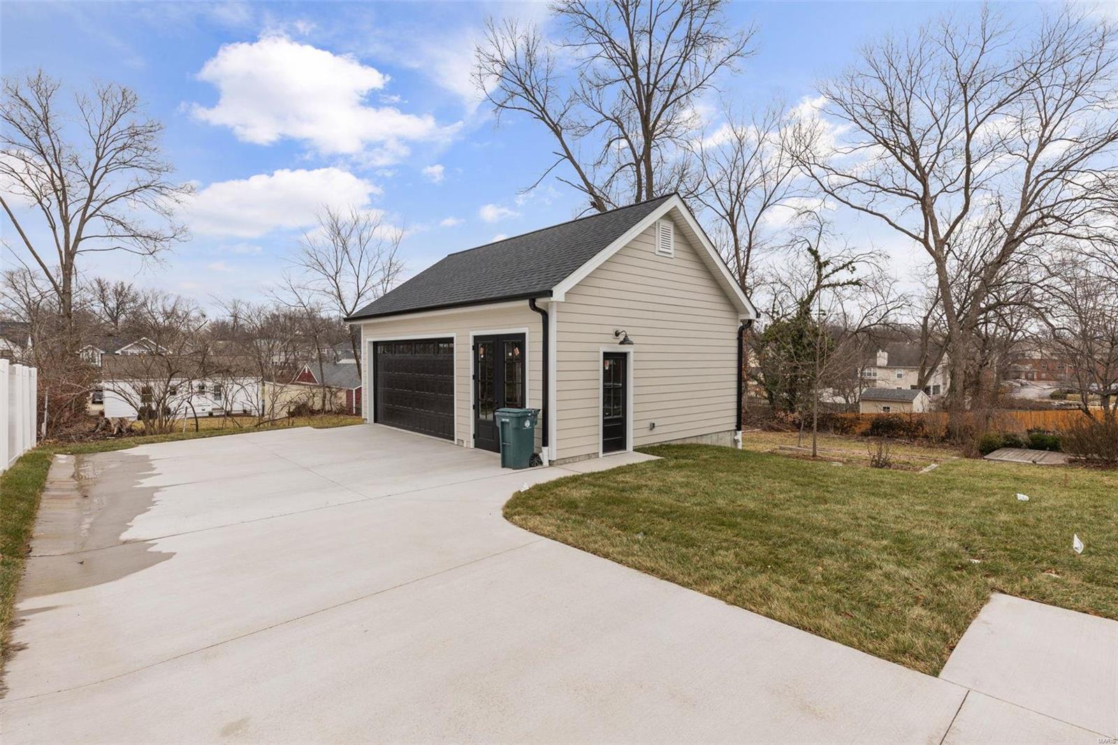 L S Holdens Sub Of Rose Hill - Residential