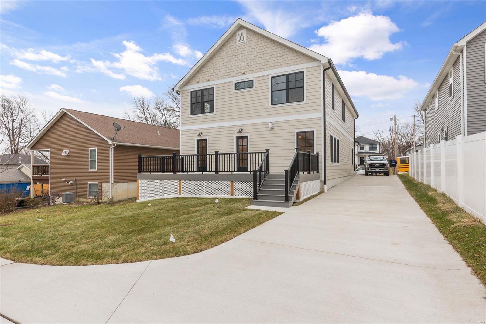 L S Holdens Sub Of Rose Hill - Residential