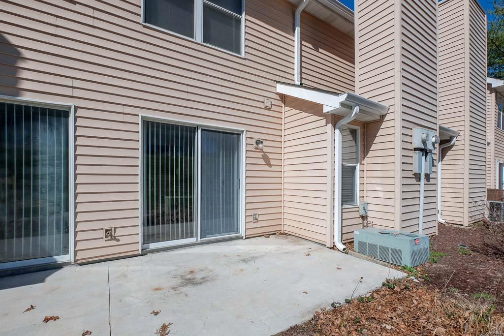 Hickory Sound Condo I Ph I - Residential