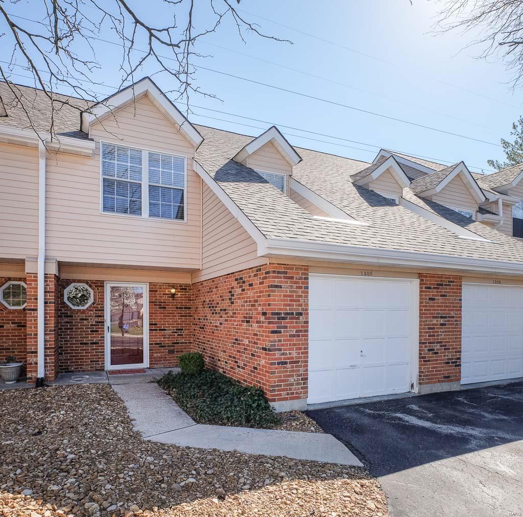 Hickory Sound Condo I Ph I - Residential