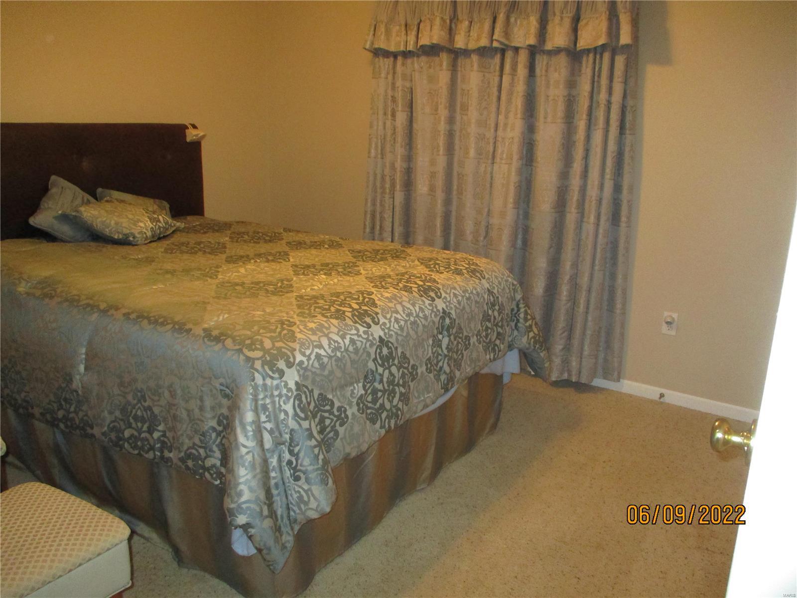 Country Aire - Residential