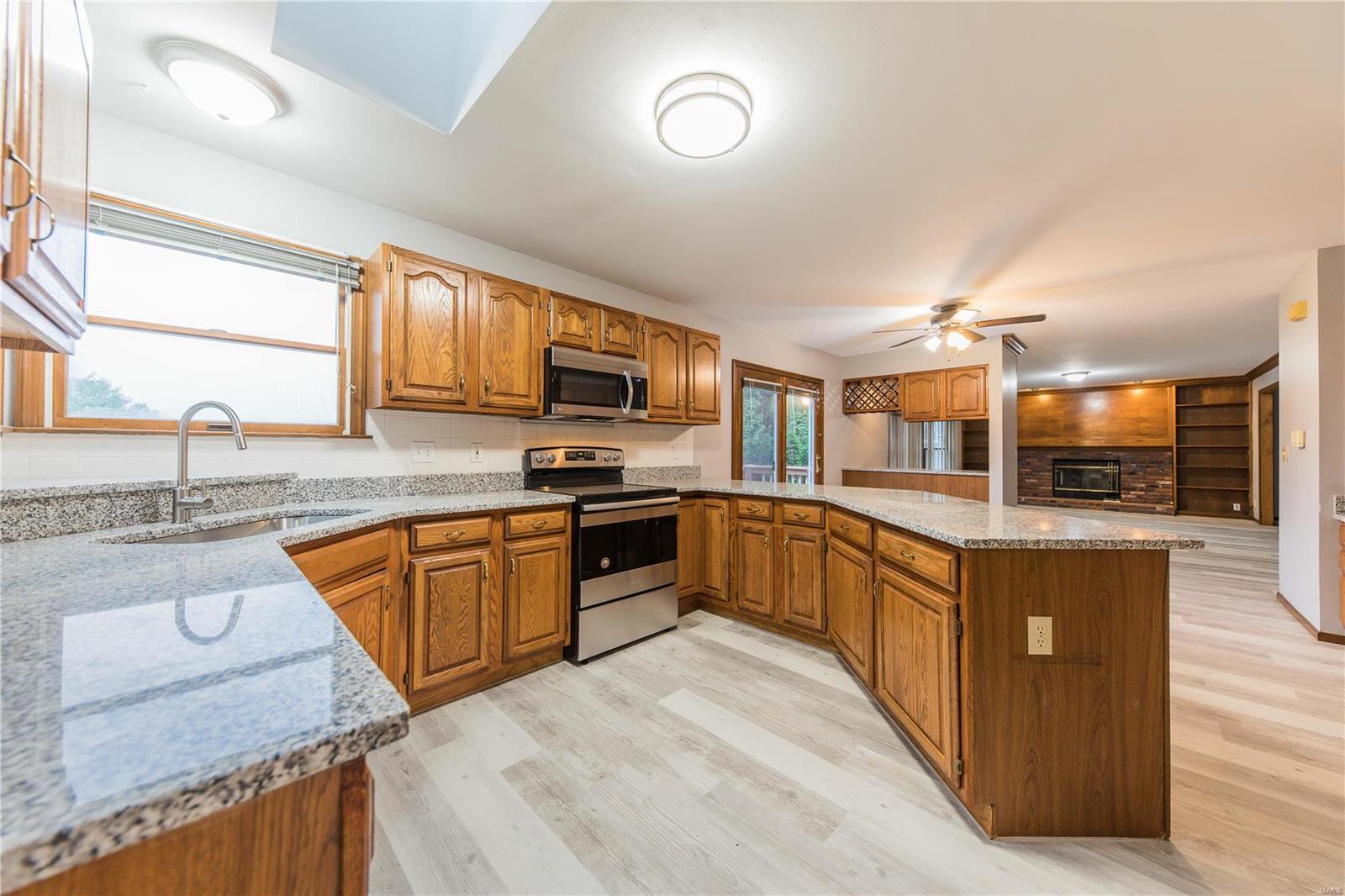 Wilshire Valley #1 - Residential