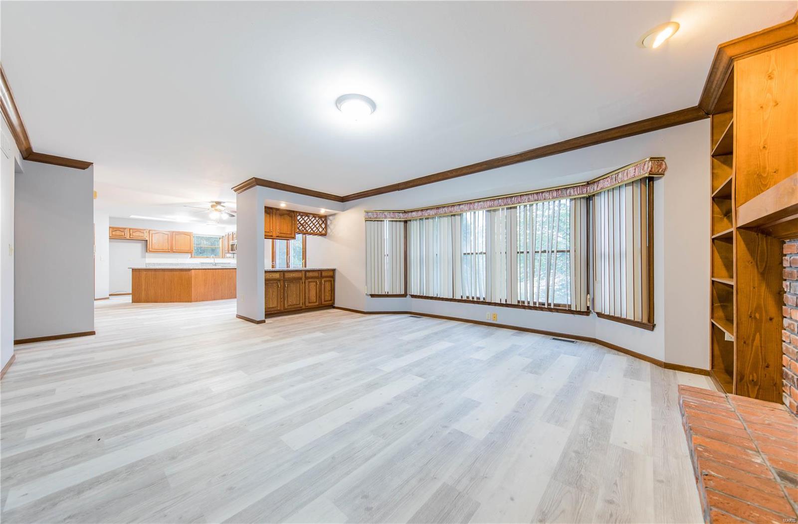 Wilshire Valley #1 - Residential