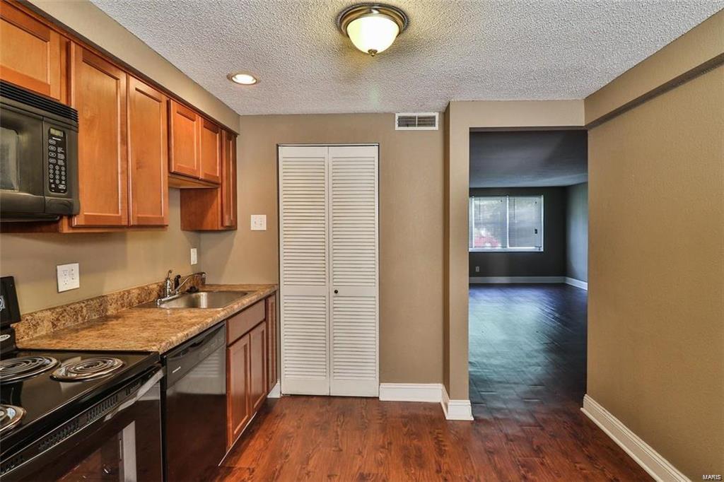 Blackberry Terrace 2nd Add - Residential Income