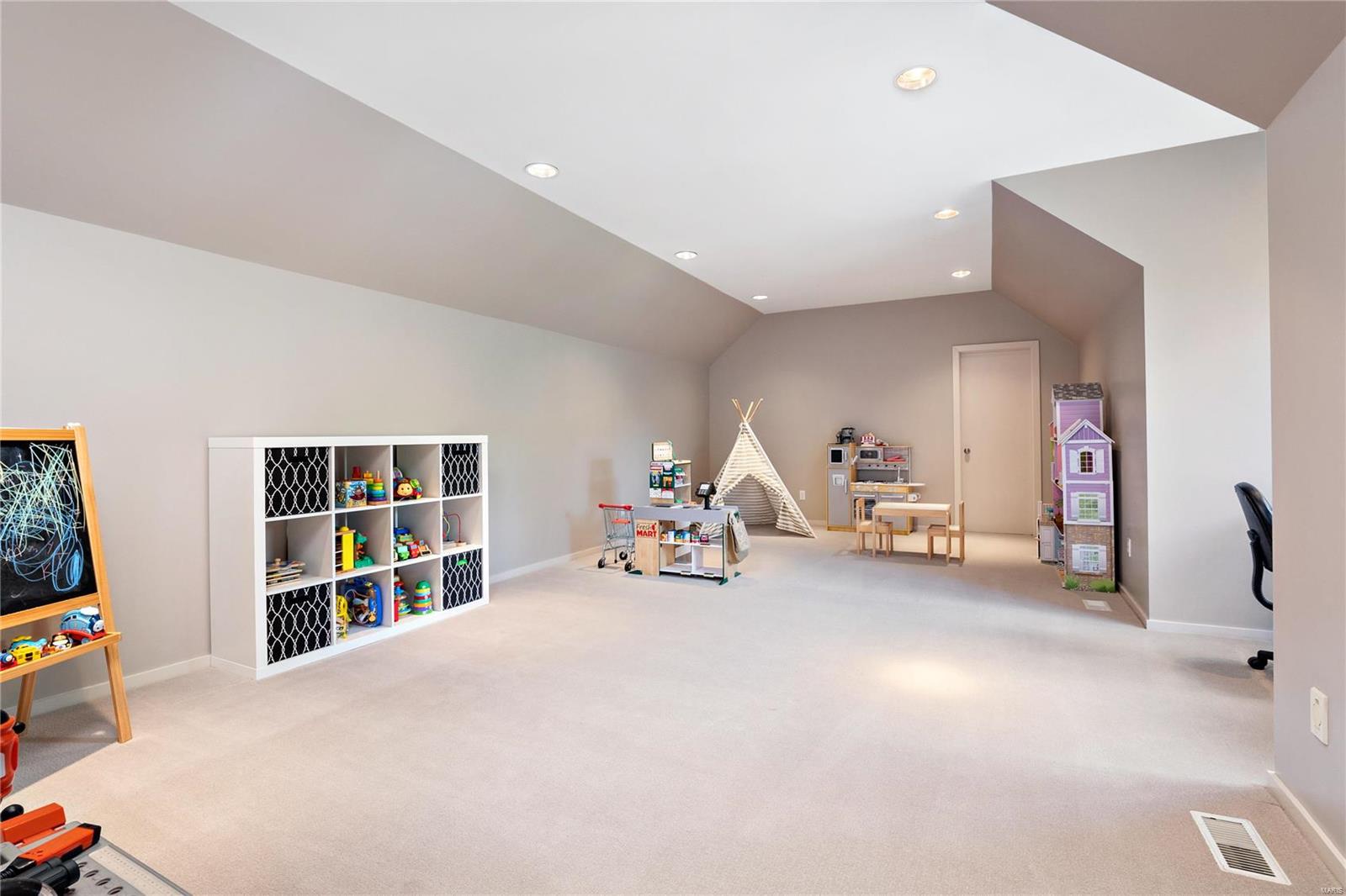 Litzsinger Place - Residential