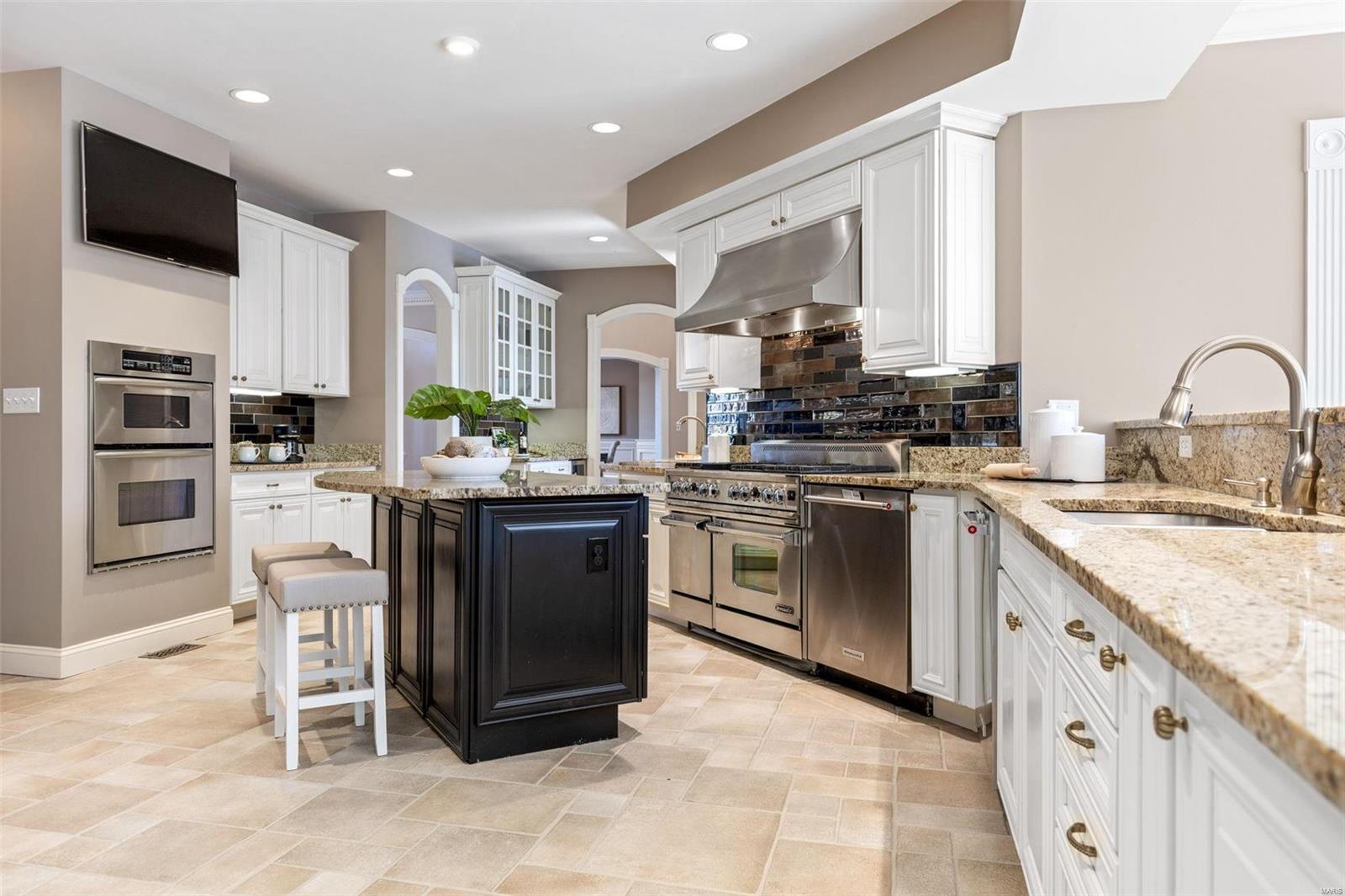 Clayton Manor - Residential