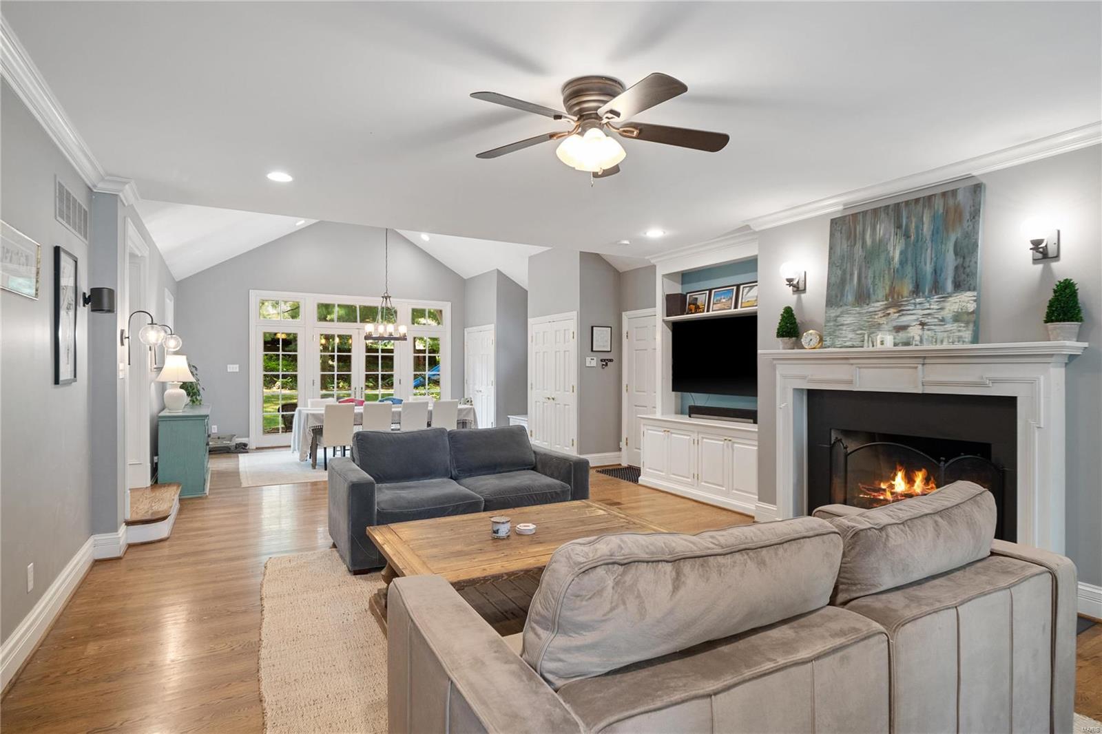 La Hacienda - Residential