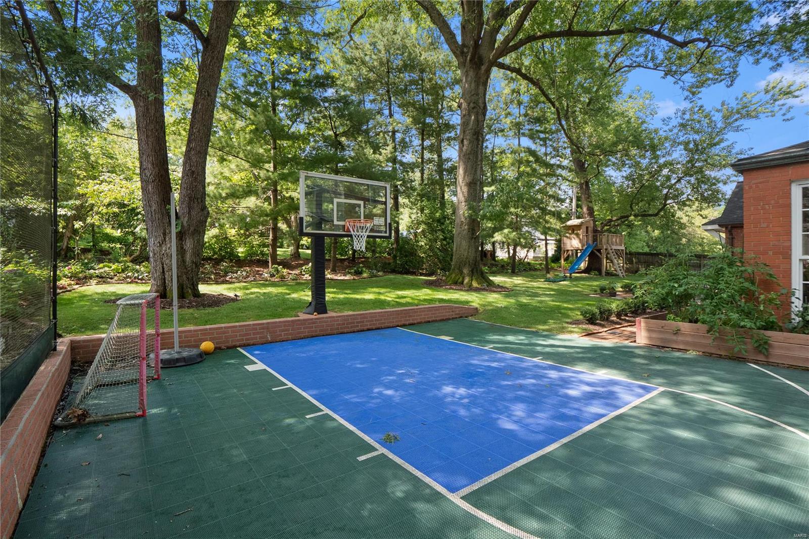 La Hacienda - Residential