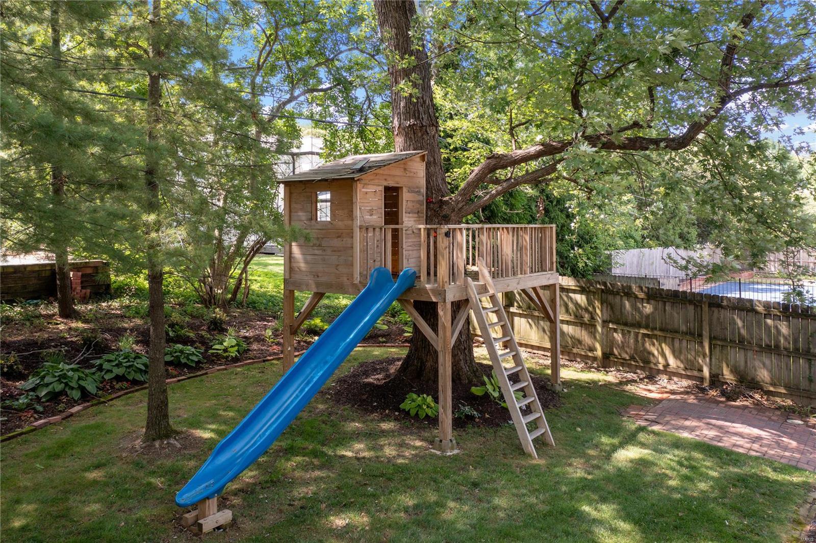 La Hacienda - Residential