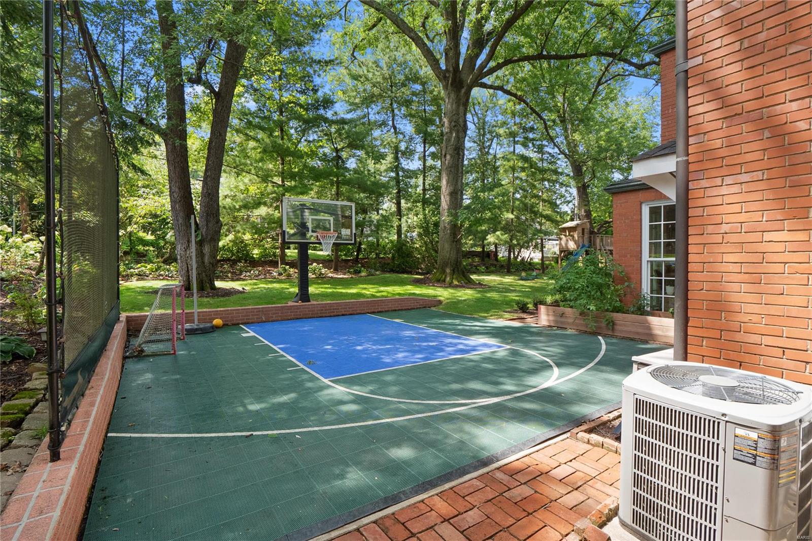 La Hacienda - Residential