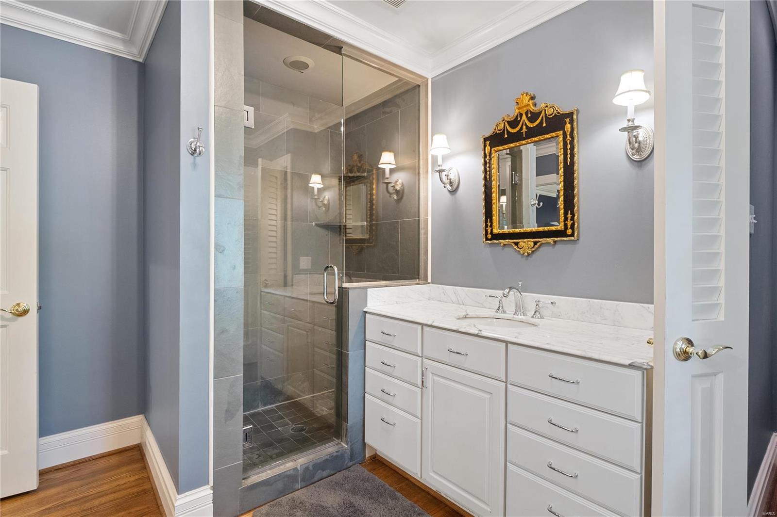 La Hacienda - Residential