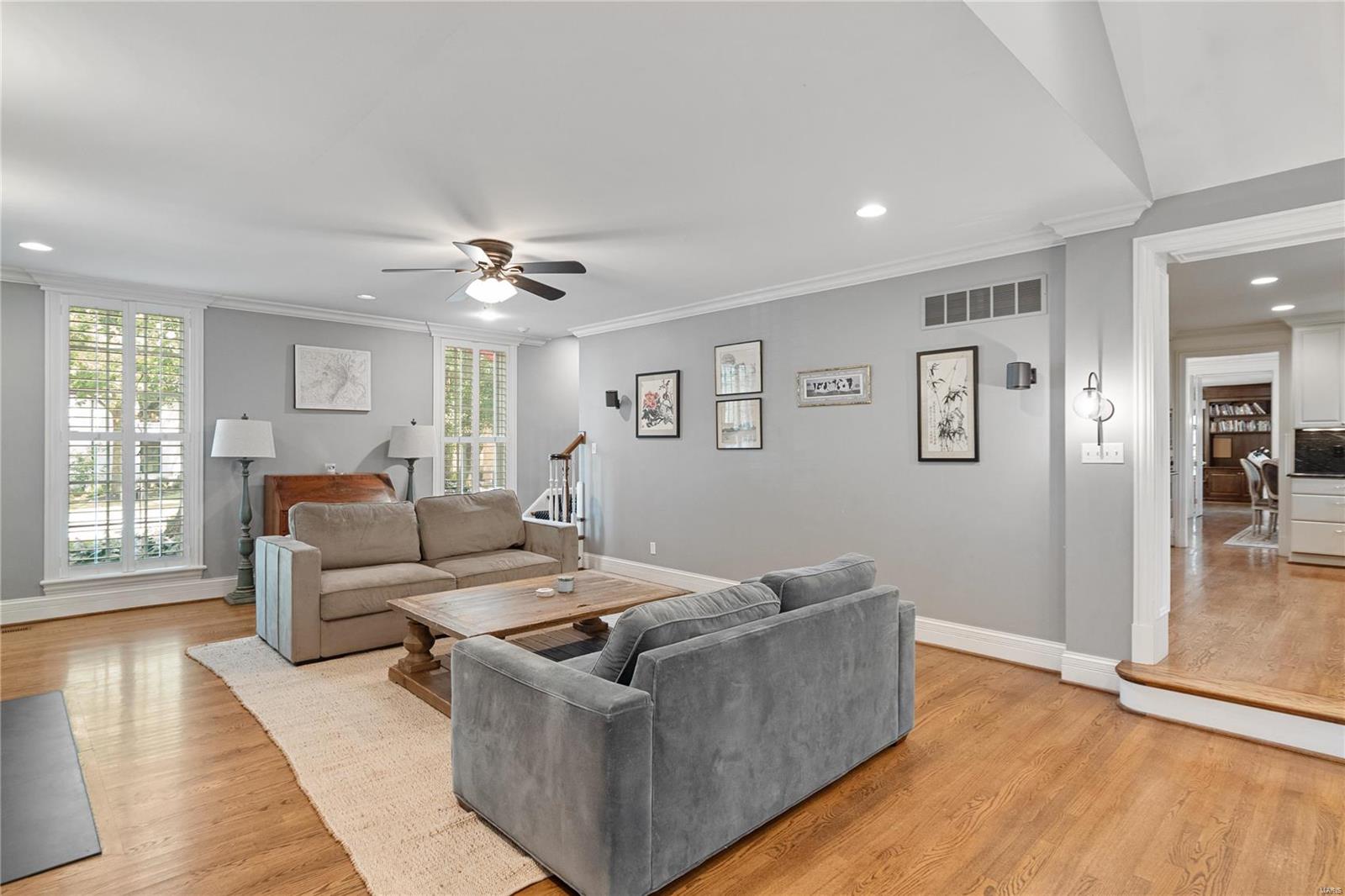 La Hacienda - Residential