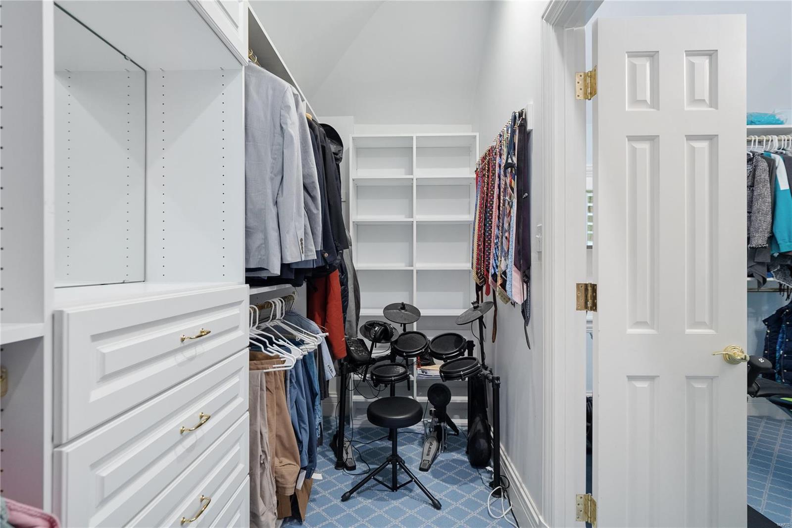 La Hacienda - Residential