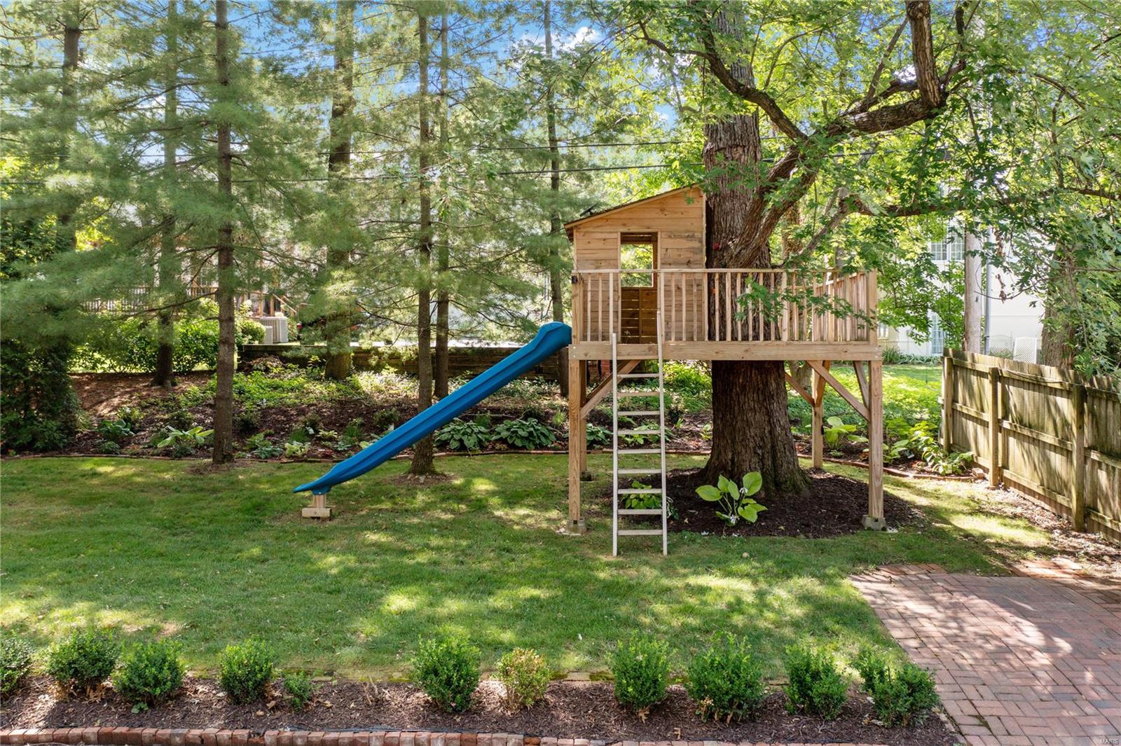 La Hacienda - Residential