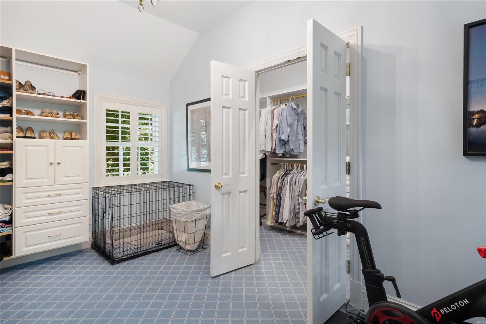 La Hacienda - Residential