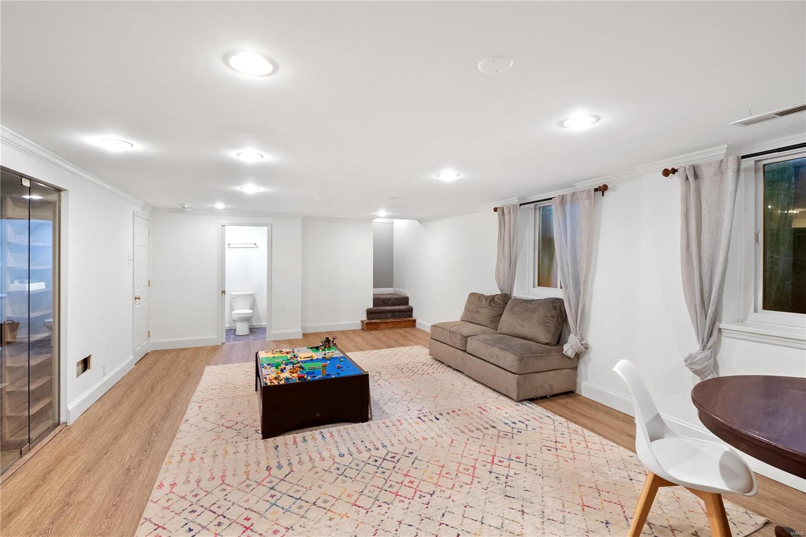 La Hacienda - Residential