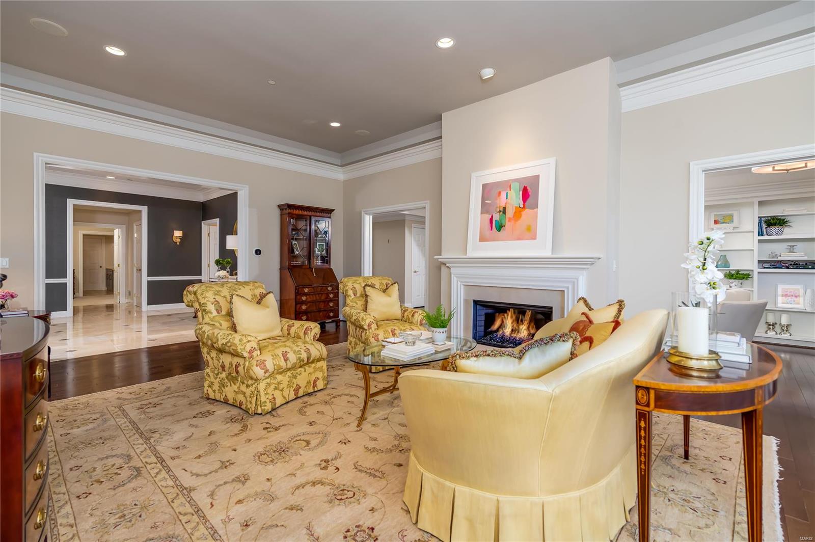 Shaw Place Condo - Residential