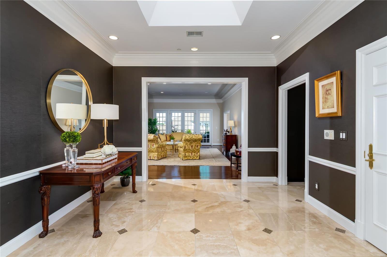 Shaw Place Condo - Residential