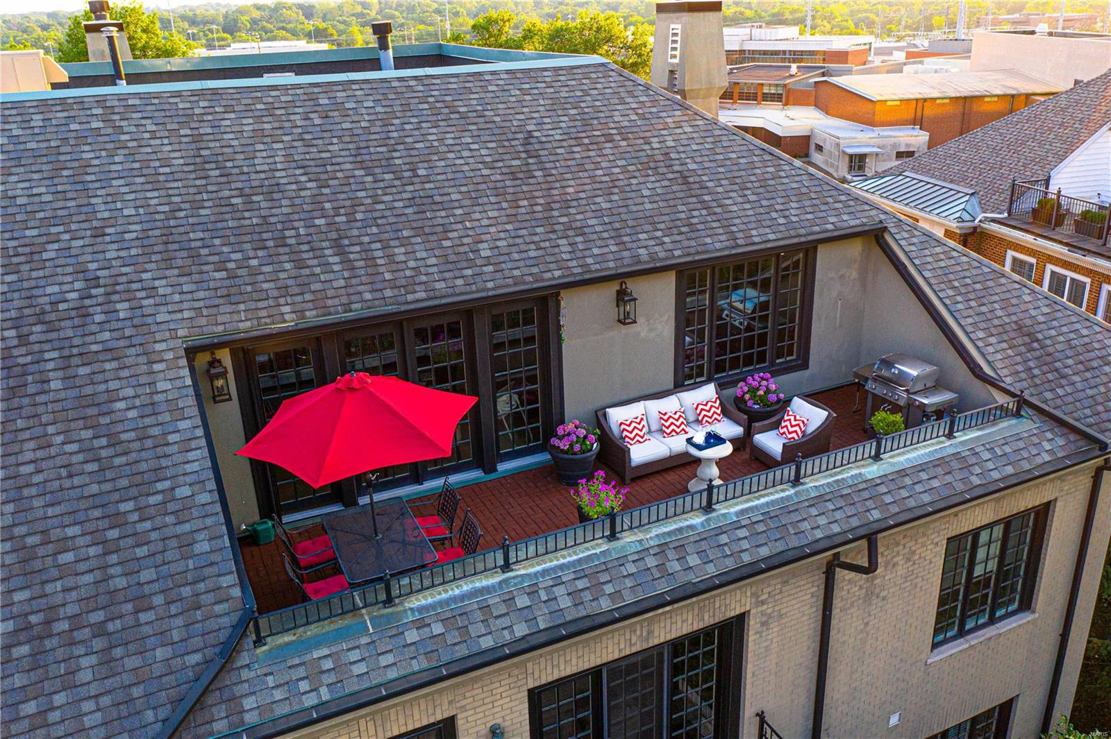 Shaw Place Condo - Residential