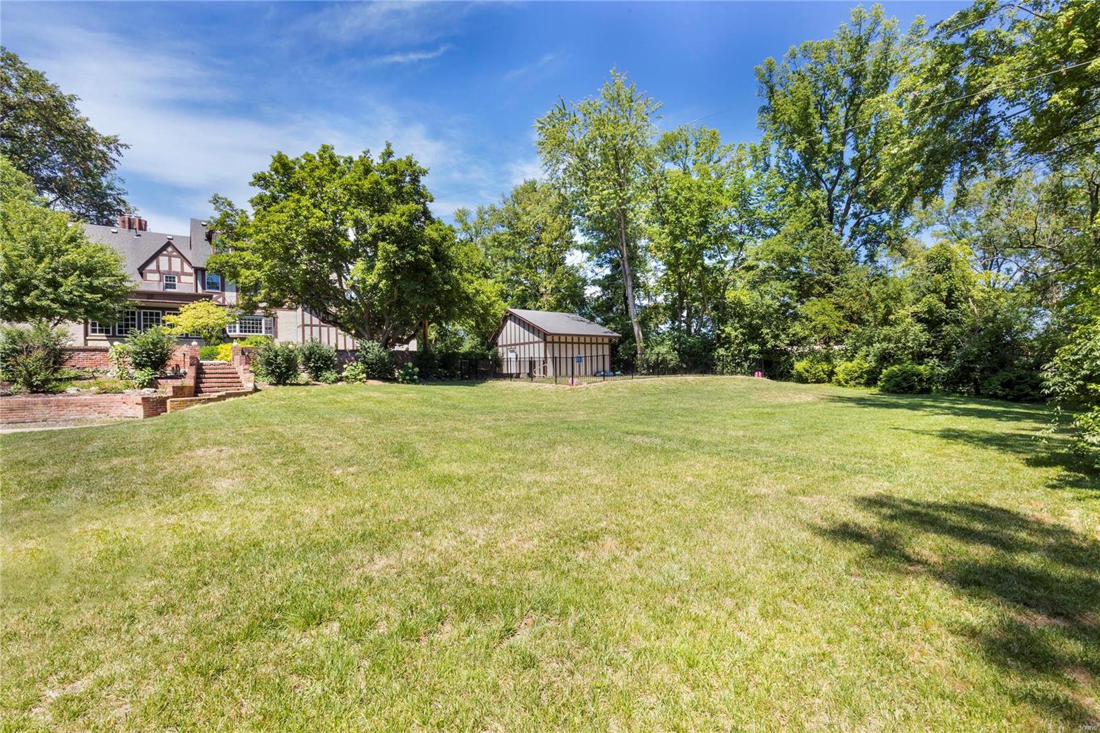 Westwood Country Club Sec B - Residential