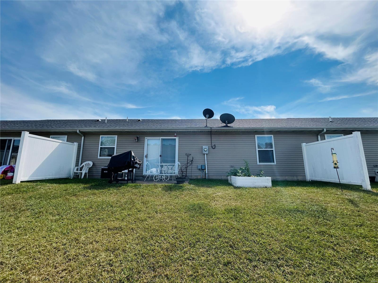 Sullivan Family Apartments - Residential Income