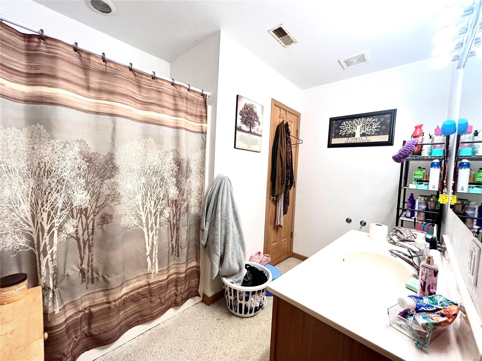 Sullivan Family Apartments - Residential Income