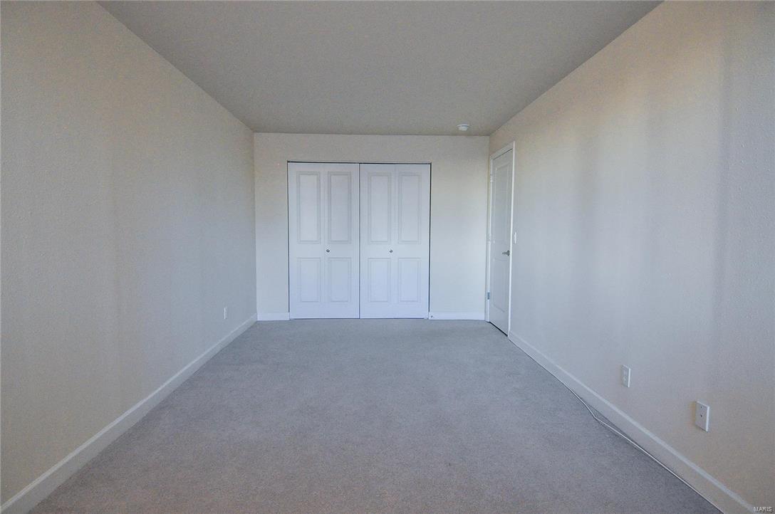 Pershing Ave Condo - Residential