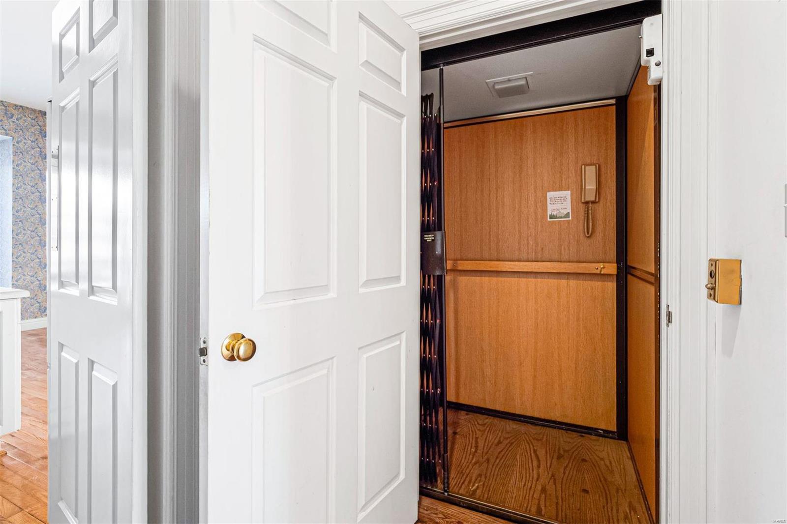 Commons Condo Ph 1 The - Residential